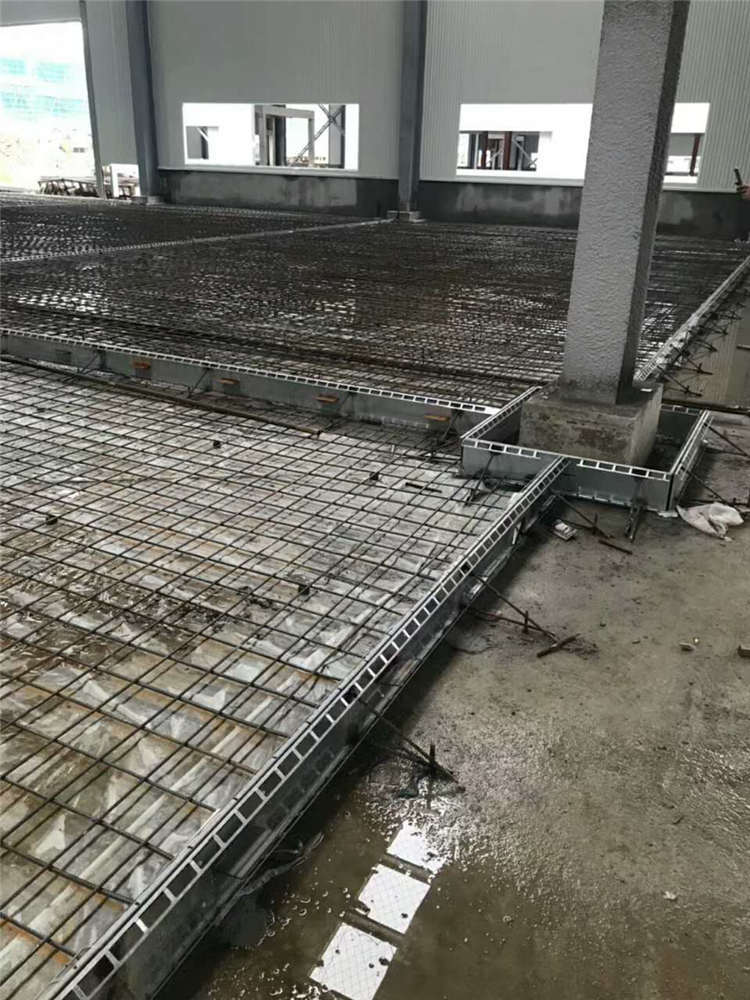 鎧裝縫材料.jpg